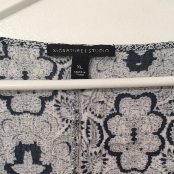 Dress - Picture 3 of 5